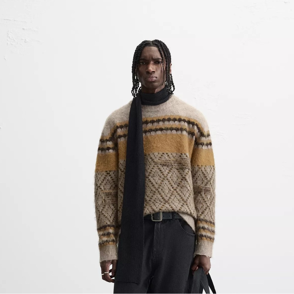 Zara Men's Geometric Sweater in Beige and Mustard ZARA